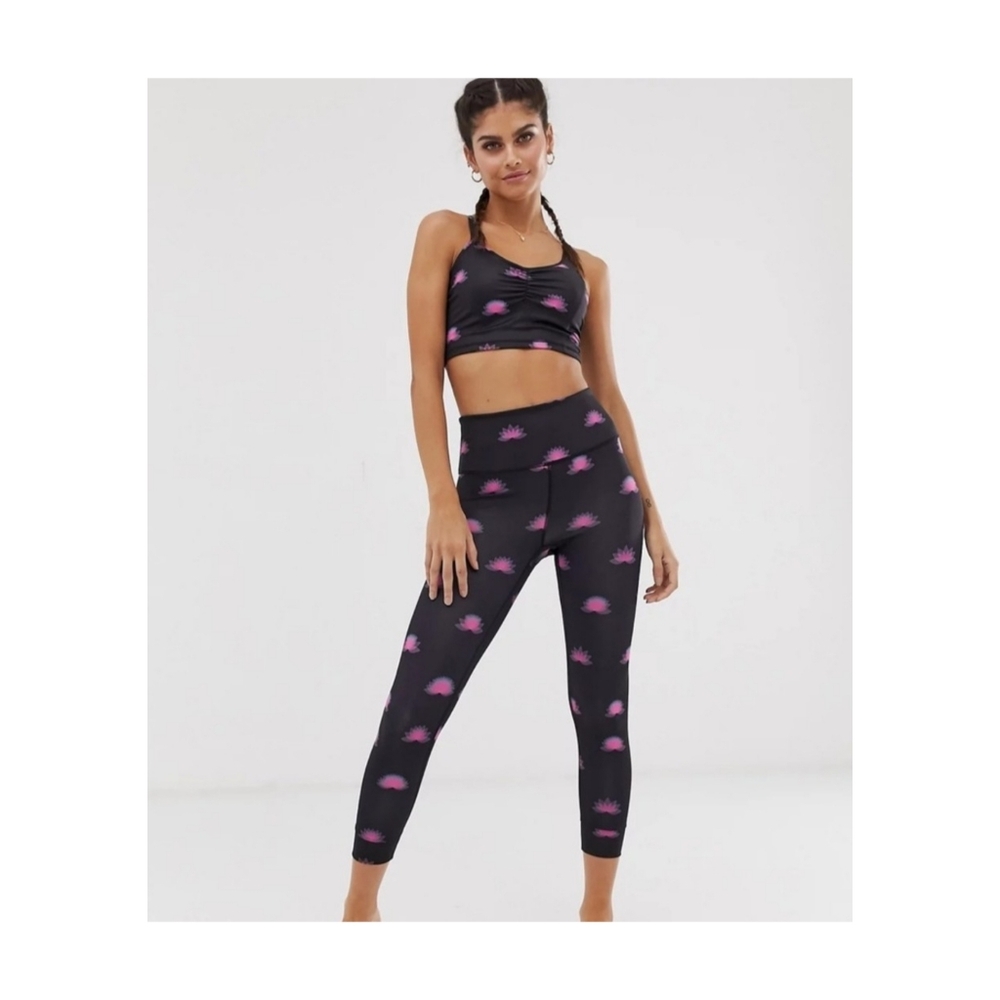 FP Movement Free People Lotus High Rise Leggings Black Pink Medium NWOT